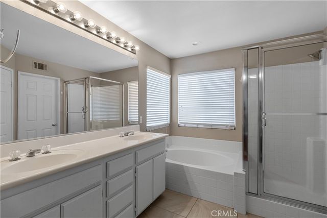 255 Roxanne Lane 128, Corona, CA 92882