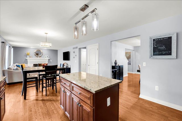 760 Pembroke Drive, Saline City, MI 48176
