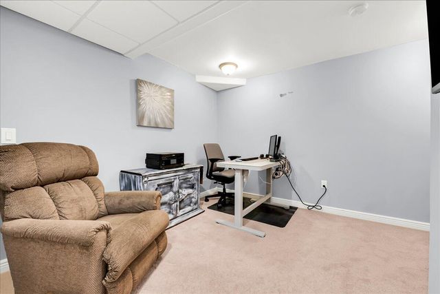760 Pembroke Drive, Saline City, MI 48176
