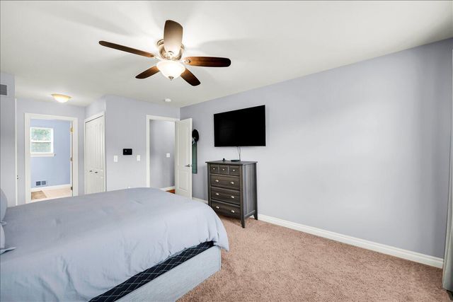 760 Pembroke Drive, Saline City, MI 48176