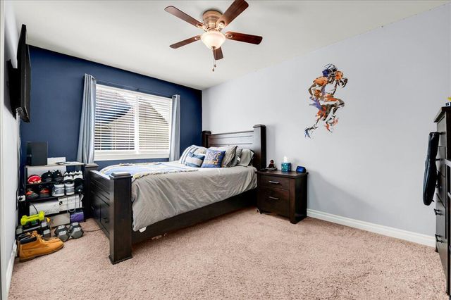 760 Pembroke Drive, Saline City, MI 48176