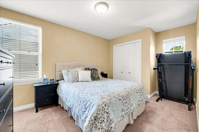 760 Pembroke Drive, Saline City, MI 48176