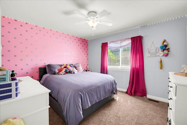 760 Pembroke Drive, Saline City, MI 48176