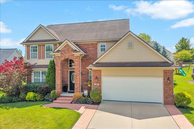760 Pembroke Drive, Saline City, MI 48176