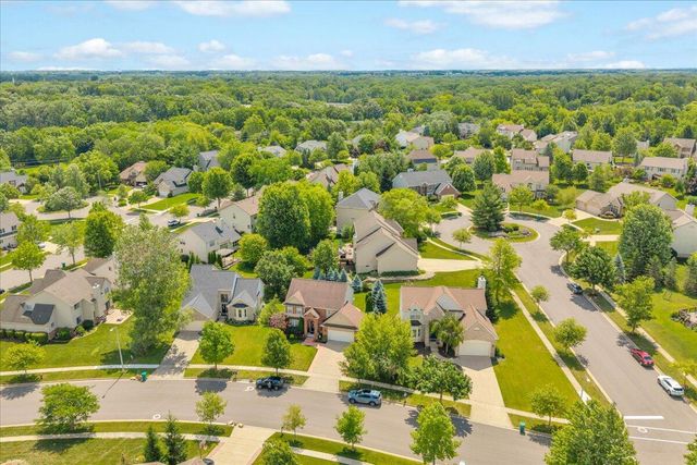 760 Pembroke Drive, Saline City, MI 48176