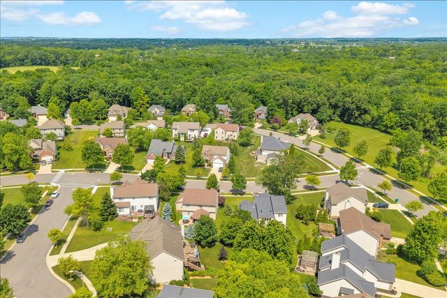 760 Pembroke Drive, Saline City, MI 48176