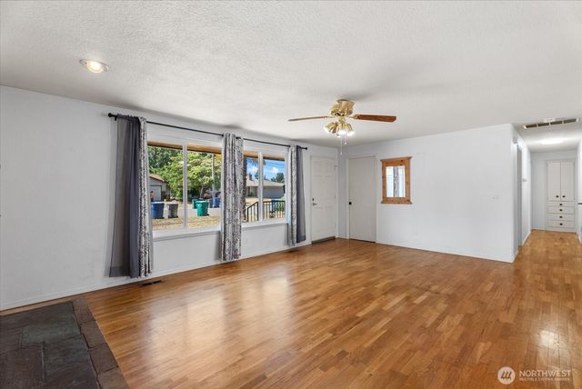 1718 G Street SE, Auburn, WA 98002