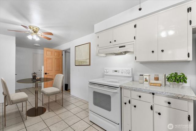 1718 G Street SE, Auburn, WA 98002