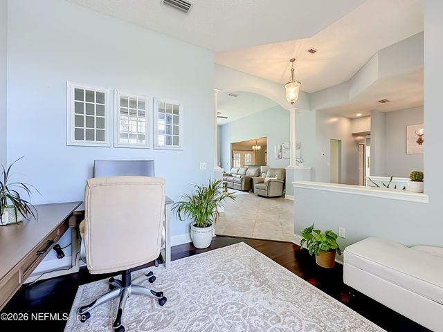 12750 DUNNS VIEW Drive, Jacksonville, FL 32218