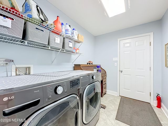 12750 DUNNS VIEW Drive, Jacksonville, FL 32218