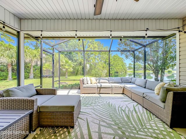 12750 DUNNS VIEW Drive, Jacksonville, FL 32218