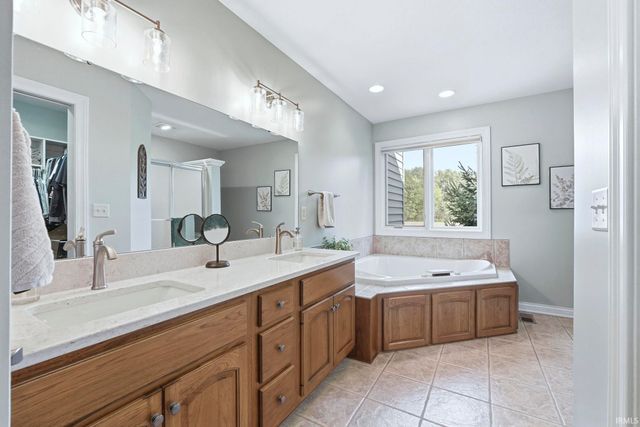 14909 Jasmine Key Court, Fort Wayne, IN 46814