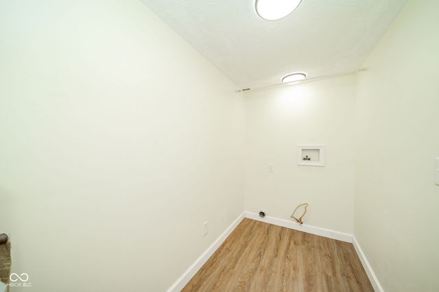 3108 E Brown Road, New Castle, IN 47362