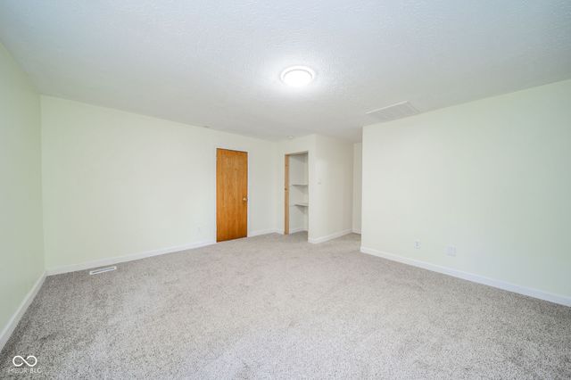 3108 E Brown Road, New Castle, IN 47362