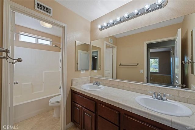 8634 Hunt Canyon Road, Corona, CA 92883