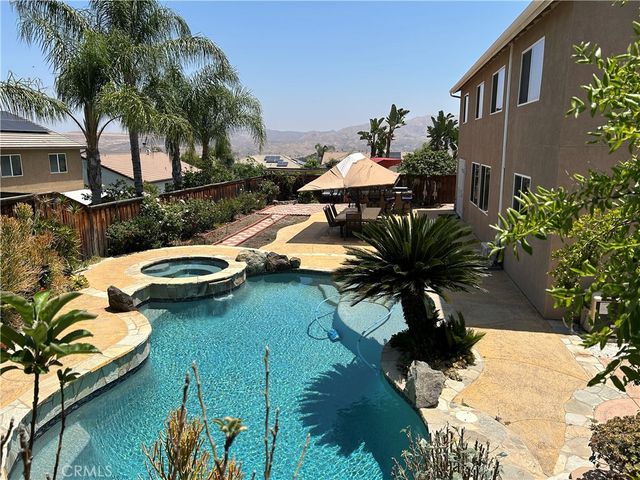 8634 Hunt Canyon Road, Corona, CA 92883