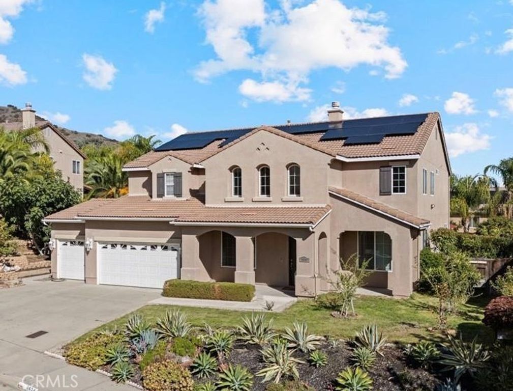 Image 1 of property listing at 8634 Hunt Canyon, Corona, CA 92883