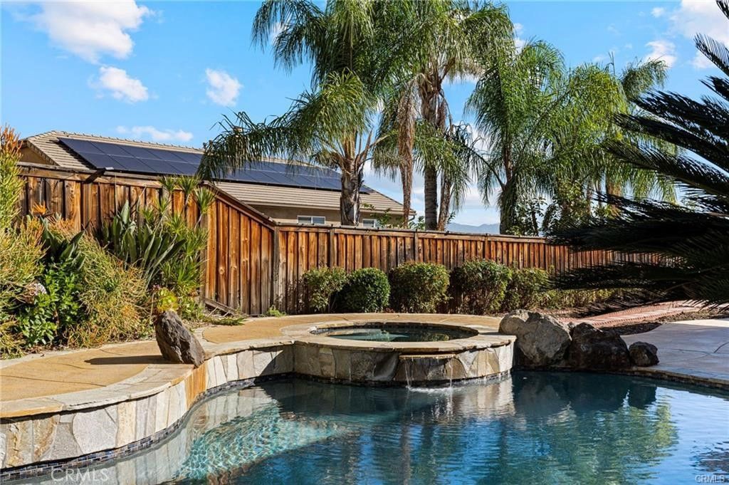 Image 2 of property listing at 8634 Hunt Canyon Road, Corona, CA 92883