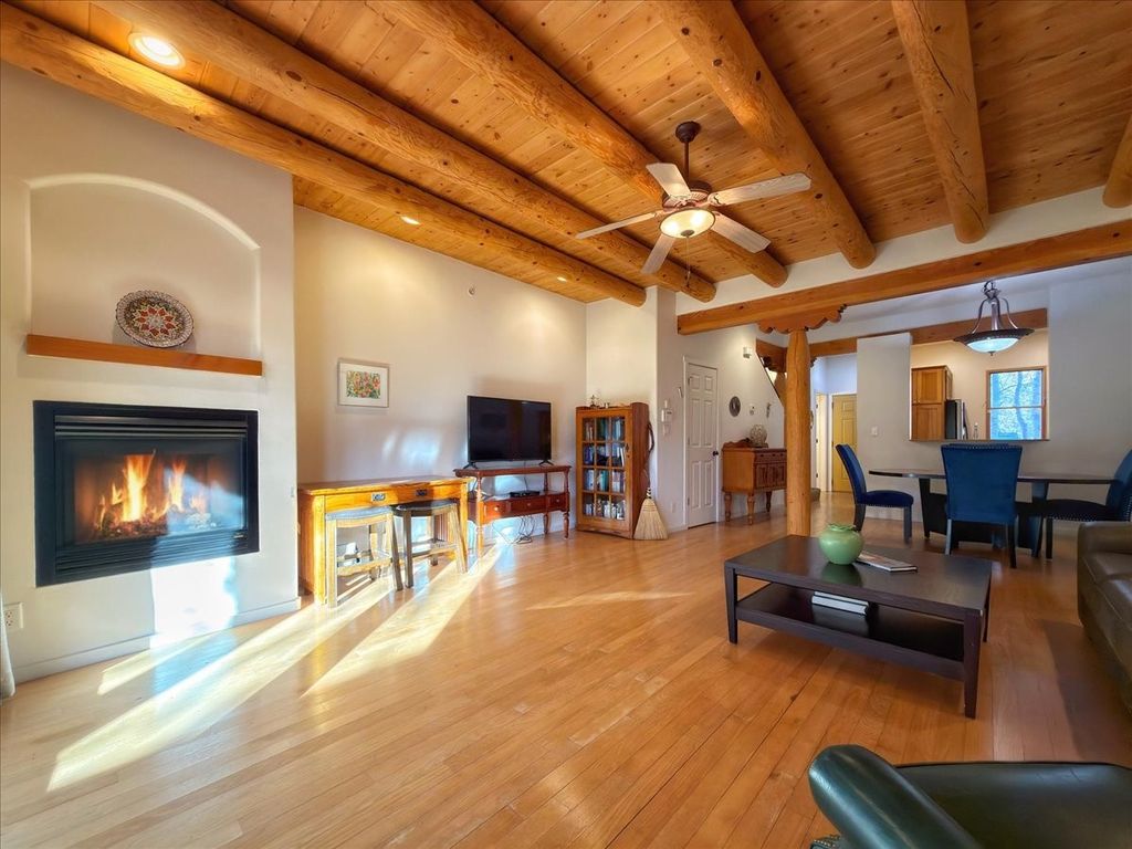 601 W San Mateo 197, Santa Fe, NM 87505