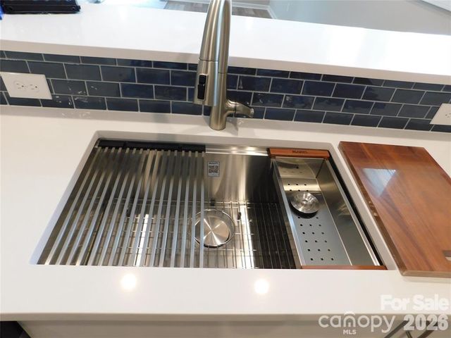 109 W Poplar Street W, Stanley, NC 28164