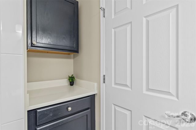 109 W Poplar Street W, Stanley, NC 28164