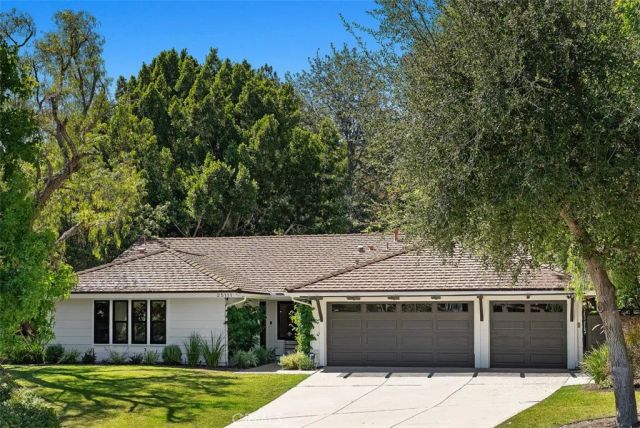 25111 Buckboard Lane, Laguna Hills, CA 92653