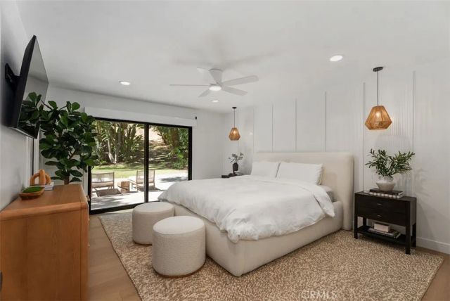 25111 Buckboard Lane, Laguna Hills, CA 92653