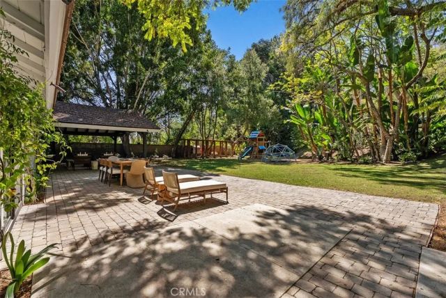 25111 Buckboard Lane, Laguna Hills, CA 92653