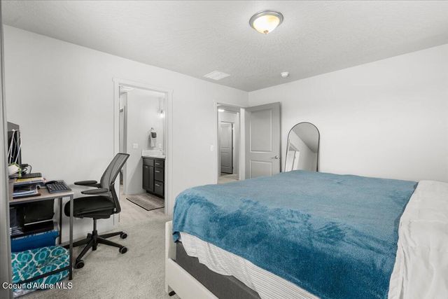 908 E Allenby CT, Post Falls, ID 83854