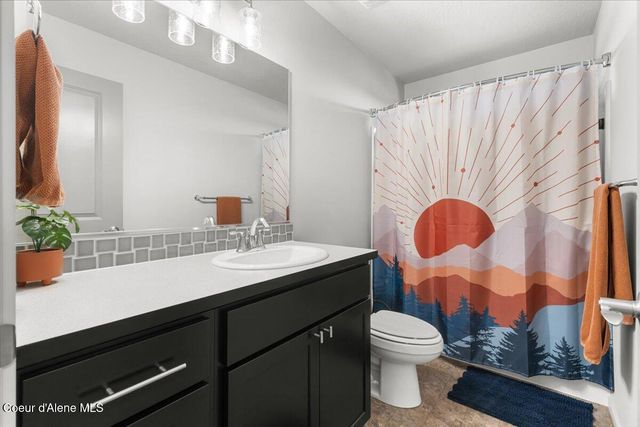 908 E Allenby CT, Post Falls, ID 83854