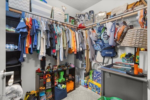 908 E Allenby CT, Post Falls, ID 83854