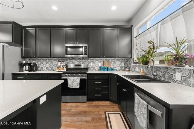 908 E Allenby CT, Post Falls, ID 83854