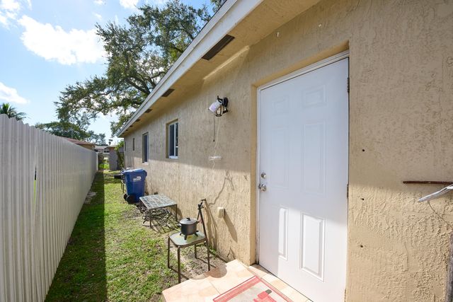 3298 NW 49th Street, Miami, FL 33142