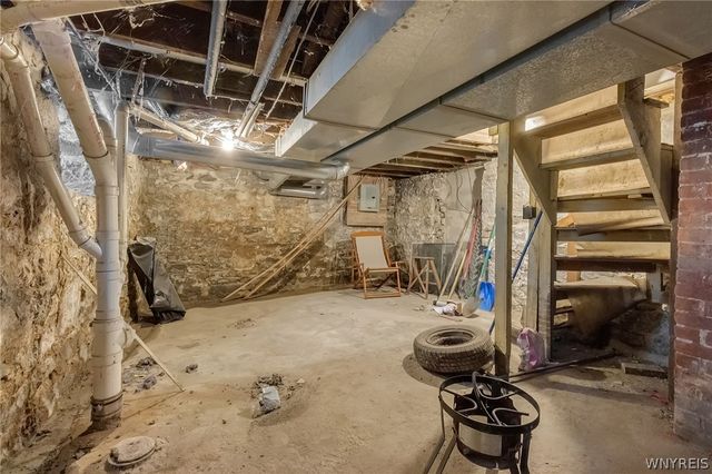 302 Massachusetts Avenue, Buffalo, NY 14213