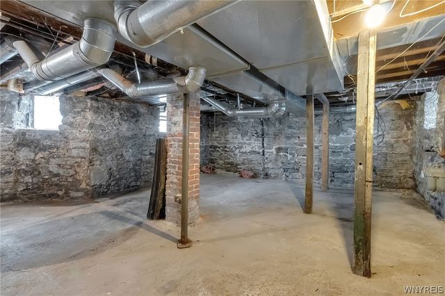 302 Massachusetts Avenue, Buffalo, NY 14213