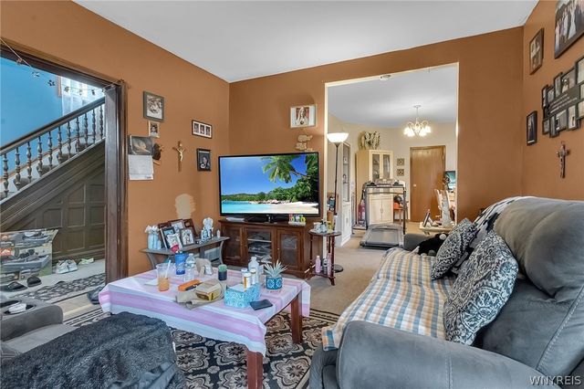 302 Massachusetts Avenue, Buffalo, NY 14213