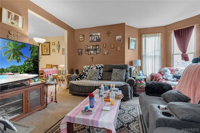 302 Massachusetts Avenue, Buffalo, NY 14213