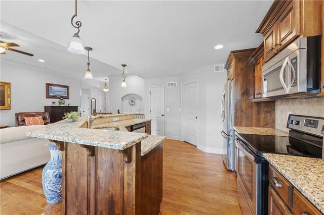 15416 Juniper Lane, Basehor, KS 66007