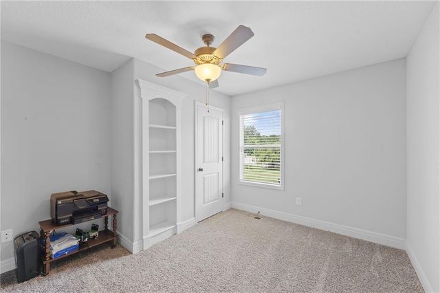 15416 Juniper Lane, Basehor, KS 66007