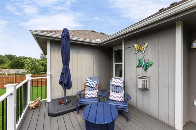 15416 Juniper Lane, Basehor, KS 66007