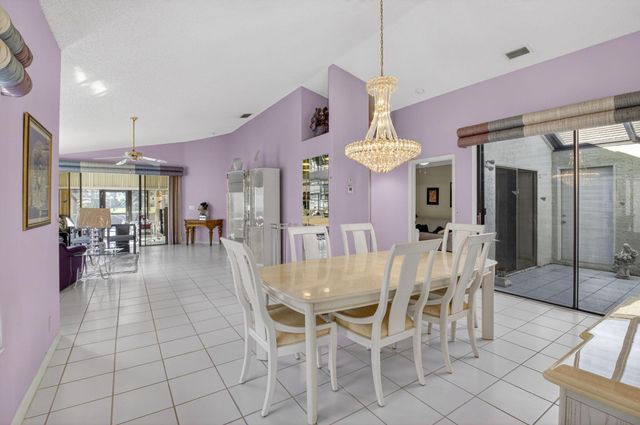 7876 Glen Garry Lane, Delray Beach, FL 33446