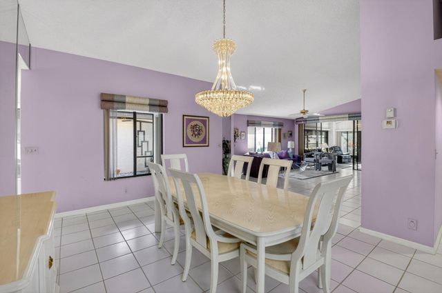 7876 Glen Garry Lane, Delray Beach, FL 33446