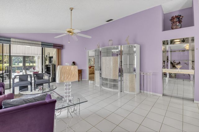 7876 Glen Garry Lane, Delray Beach, FL 33446