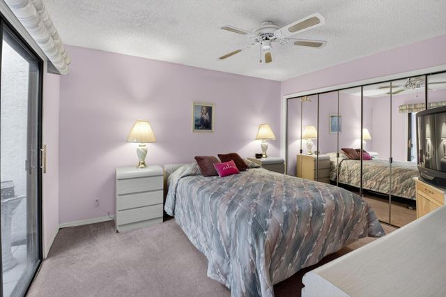 7876 Glen Garry Lane, Delray Beach, FL 33446