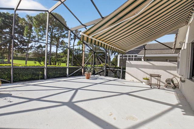 7876 Glen Garry Lane, Delray Beach, FL 33446