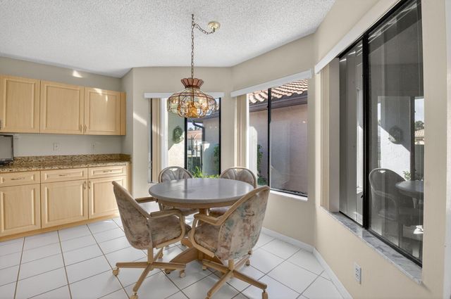 7876 Glen Garry Lane, Delray Beach, FL 33446