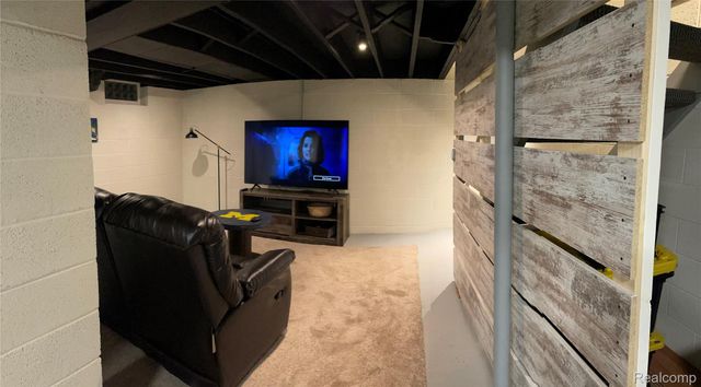 421 S 7TH Street 2, Ann Arbor, MI 48103