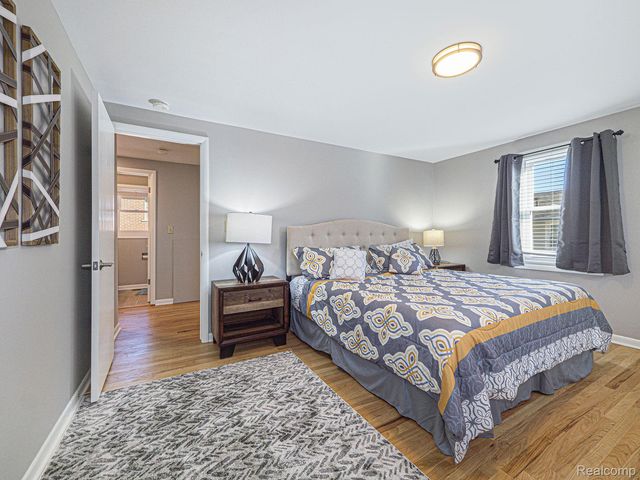 421 S 7TH Street 2, Ann Arbor, MI 48103