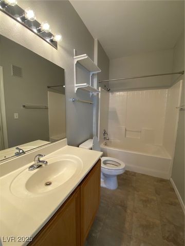 9470 Peace Way 216, Las Vegas, NV 89147