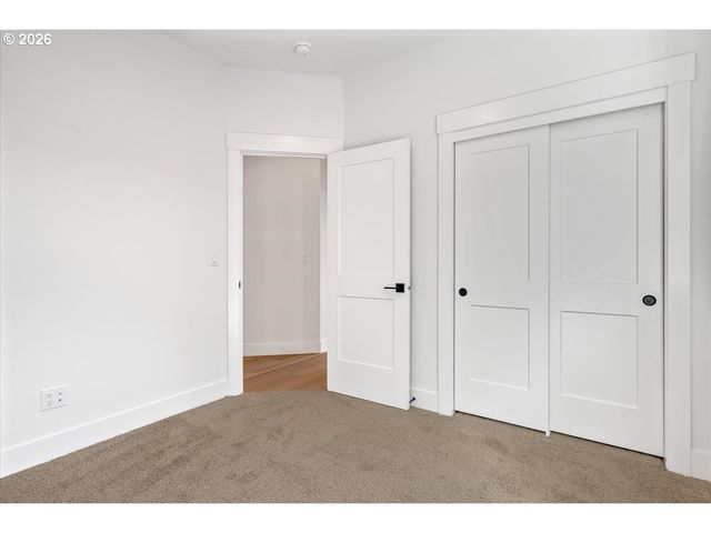 851 W Washington St, Carlton, OR 97111